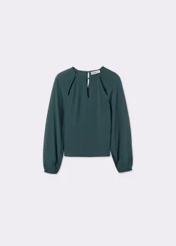 Blusa cut outs