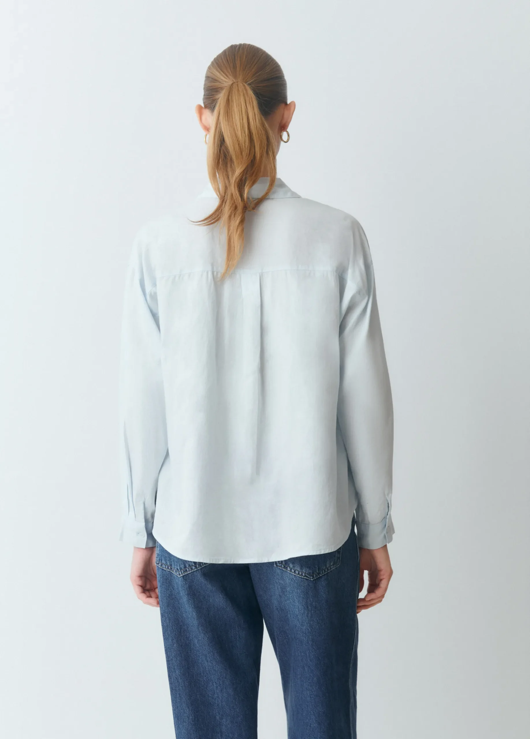 Camisa básica lisa