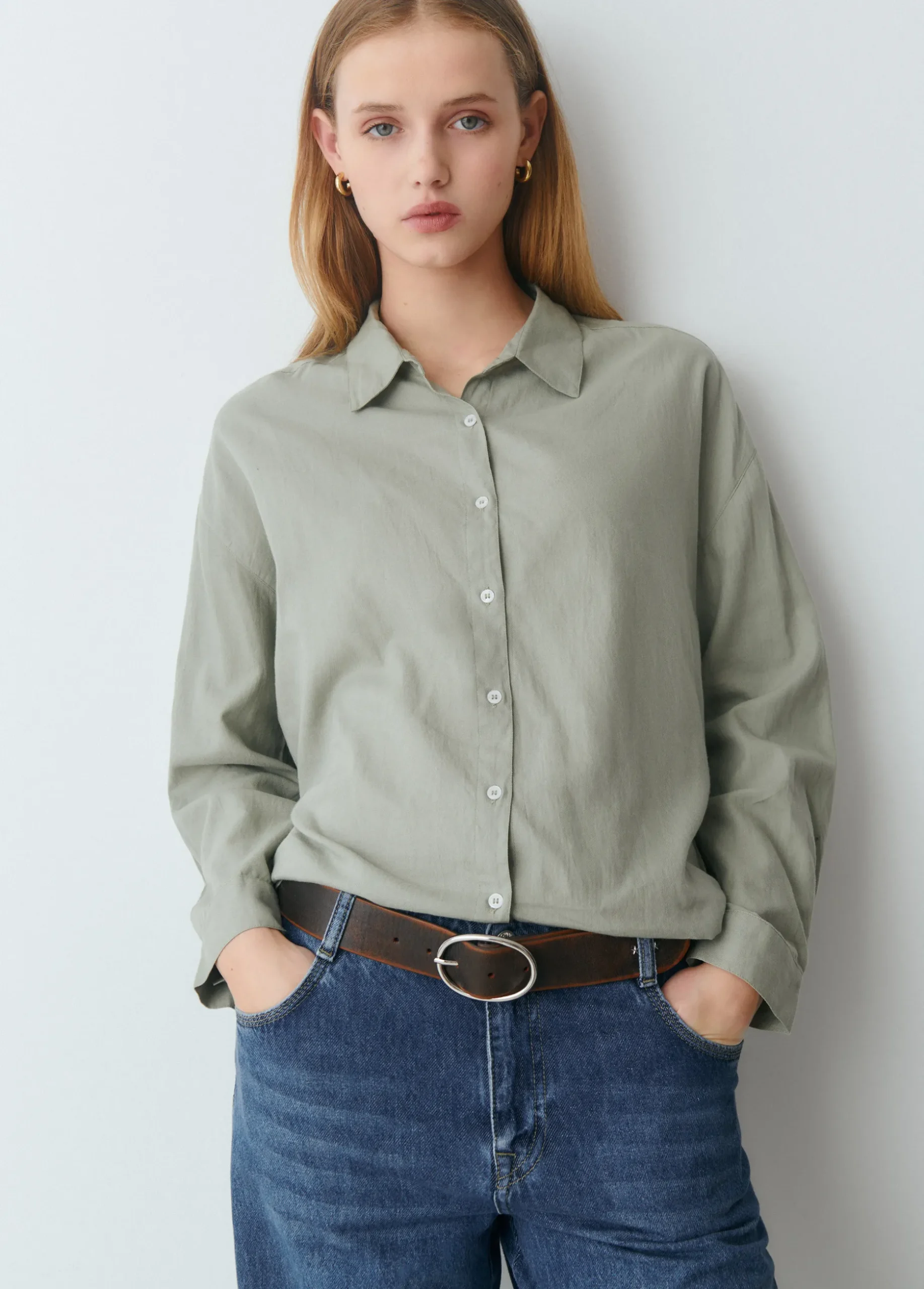Camisa básica lisa