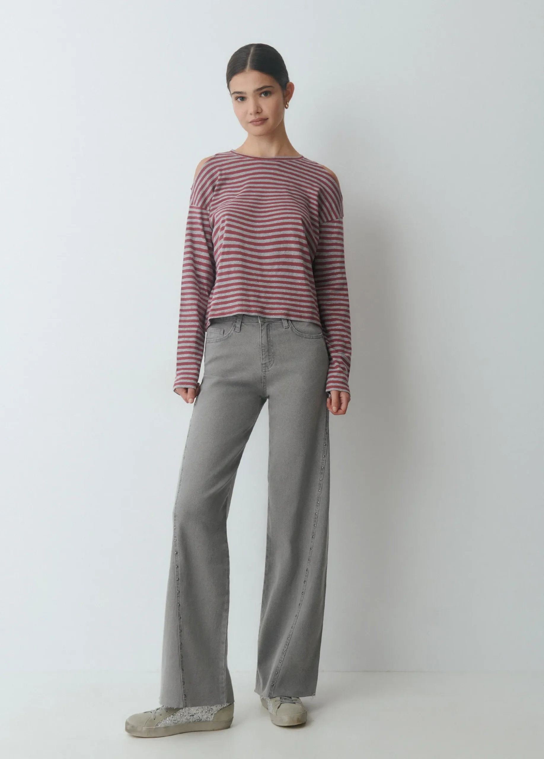 Camiseta raya lurex cut-out hombro
