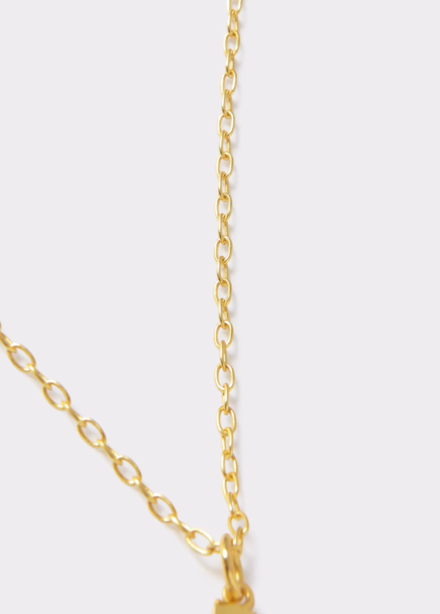 Collar inicial H