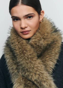 Cuello pelo