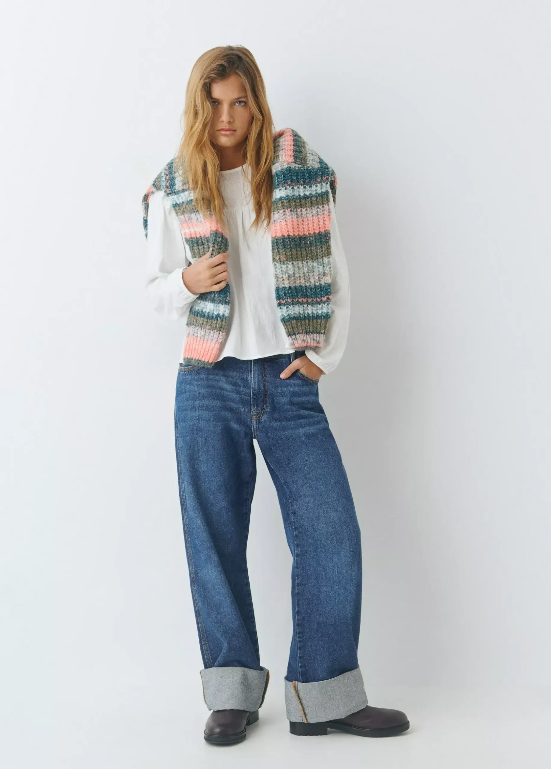 Jeans bajo vuelta