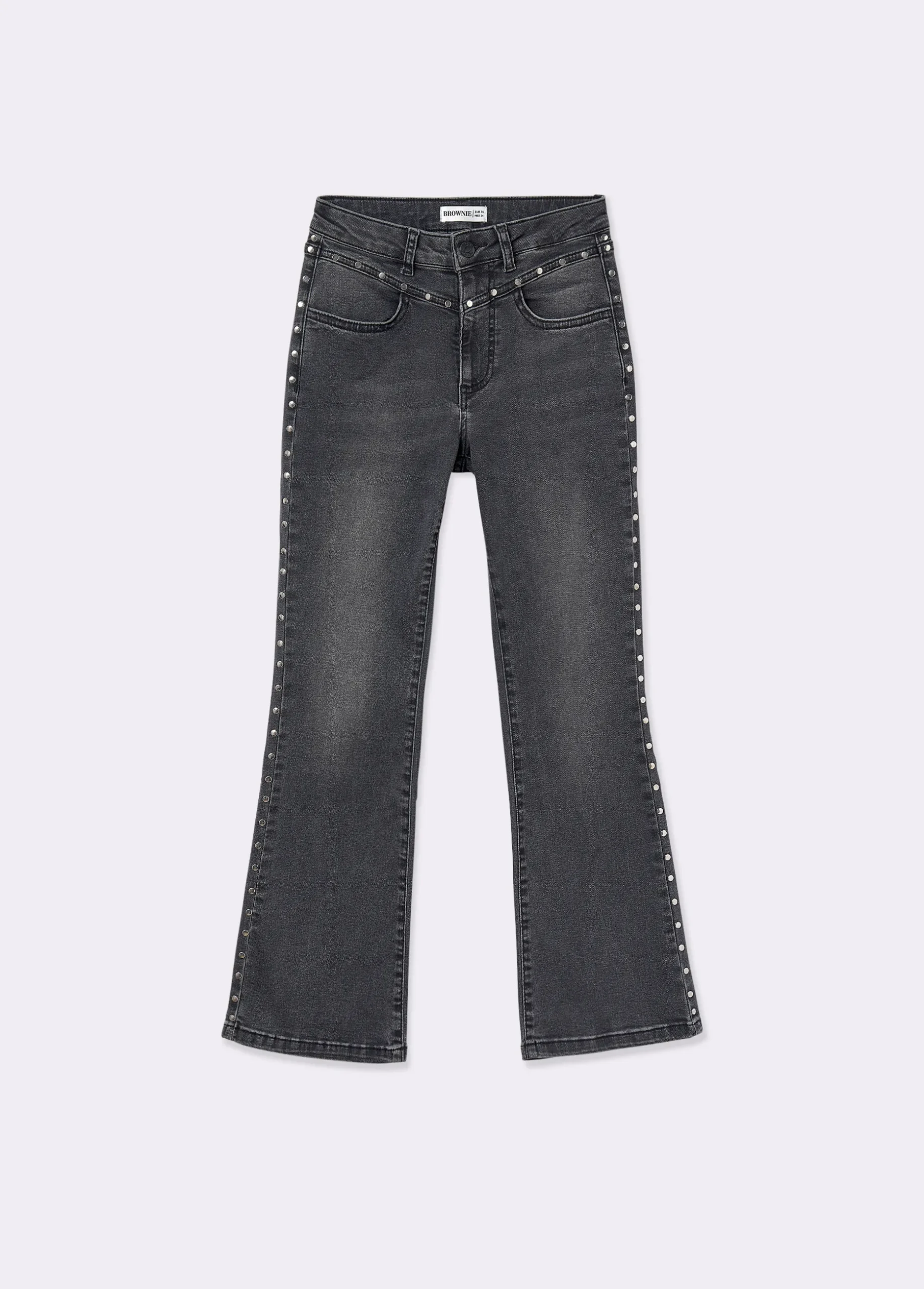 Jeans flare cropped tachas