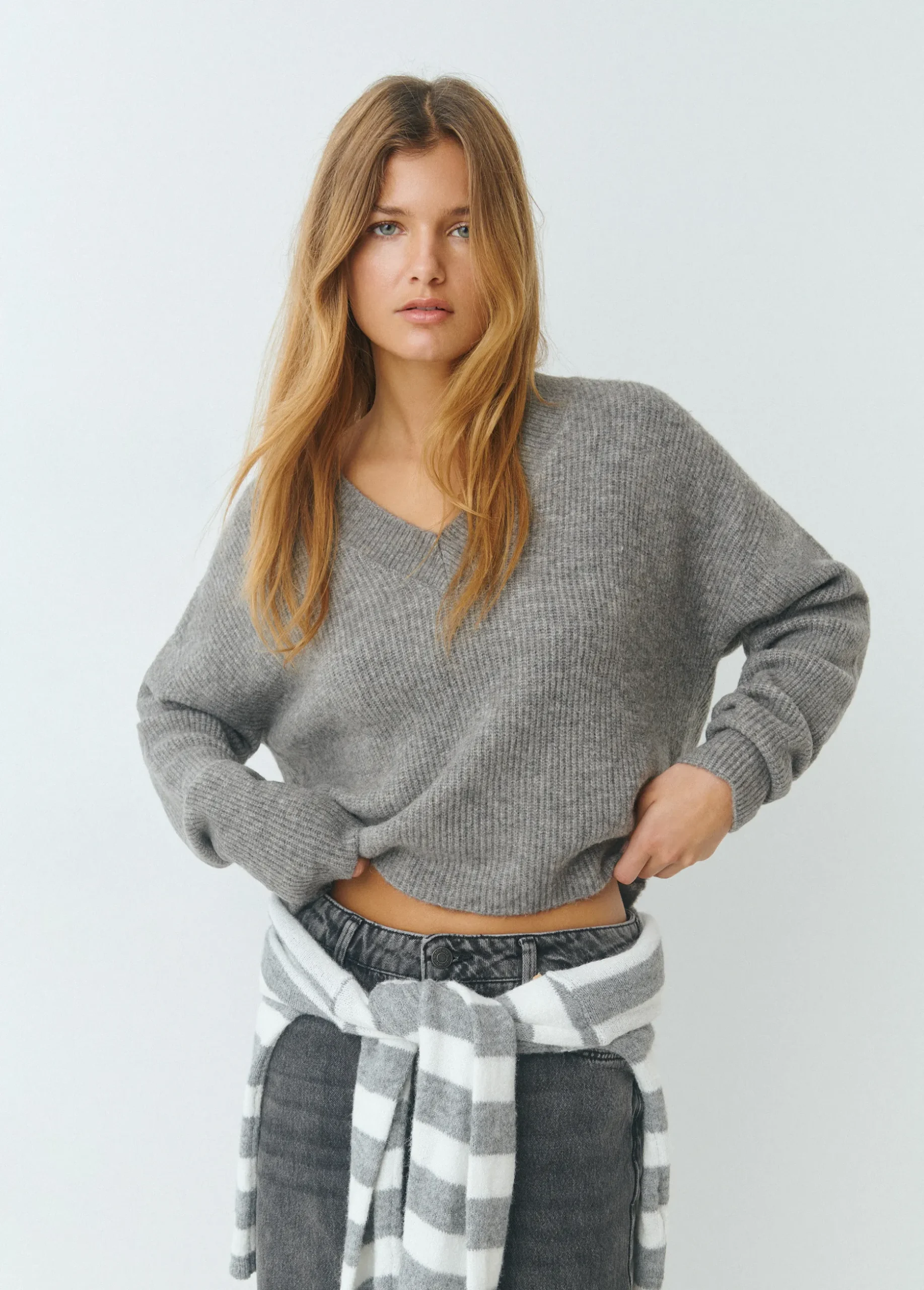 Jersey cuello pico básico