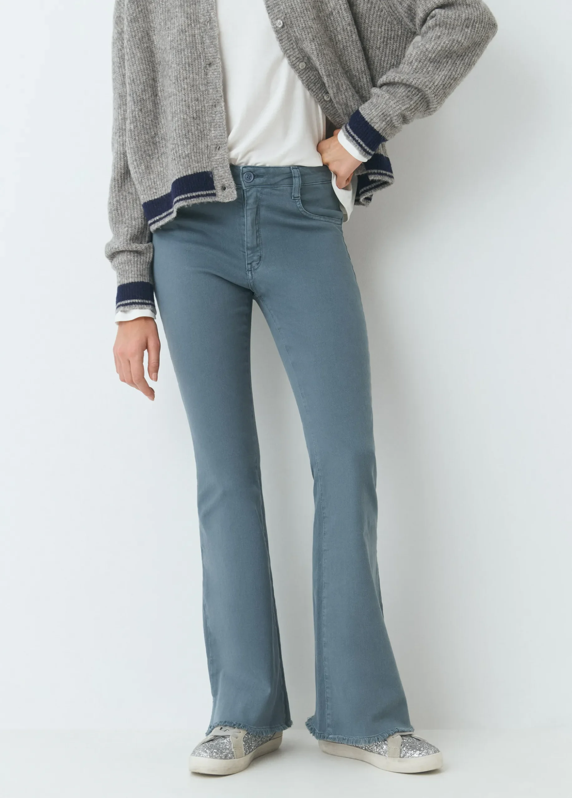 Pantalón campana