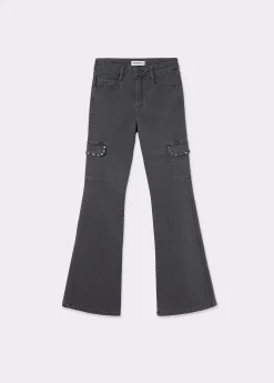 Pantalón campana cargo tachas