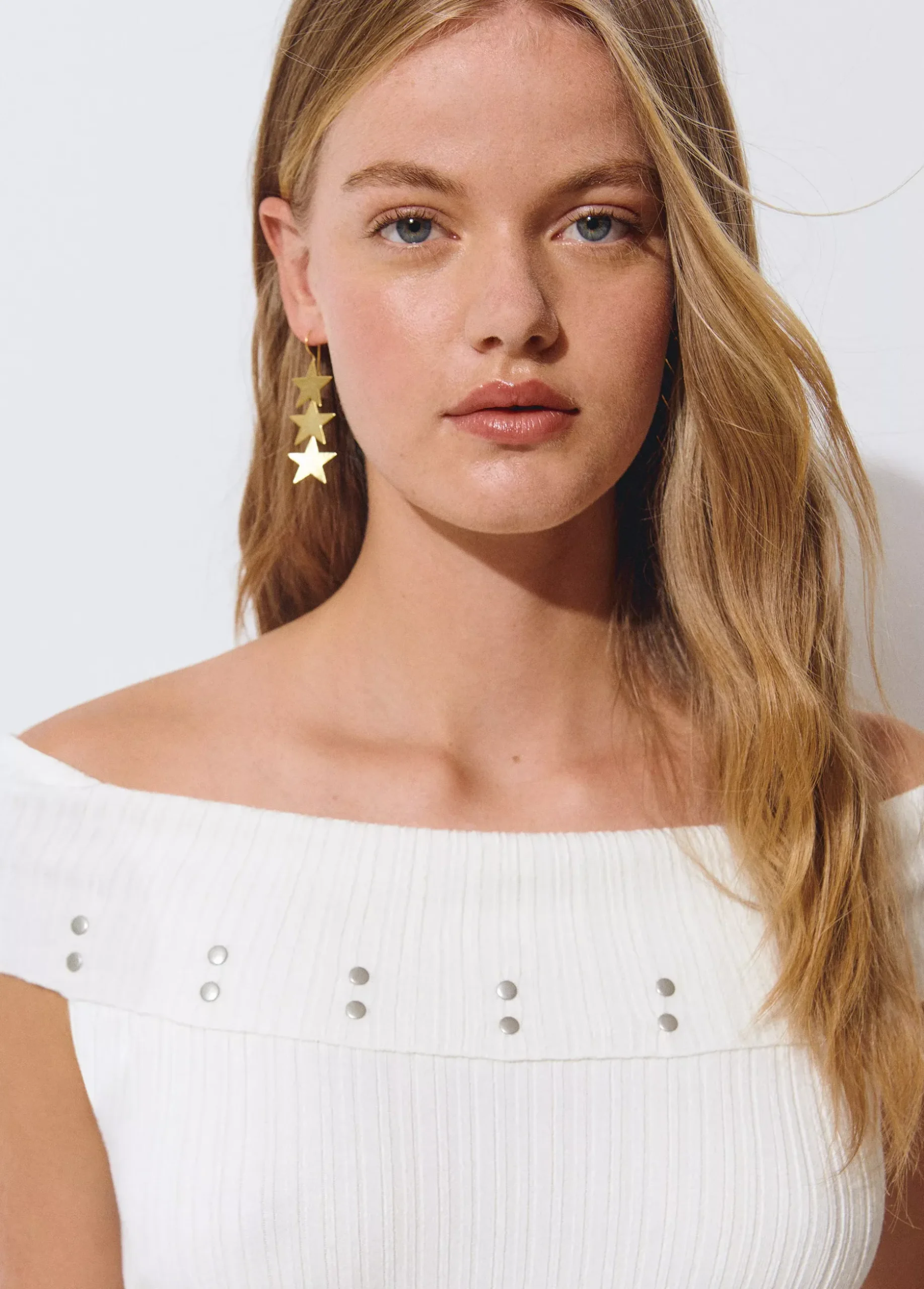 Top bardot tachas
